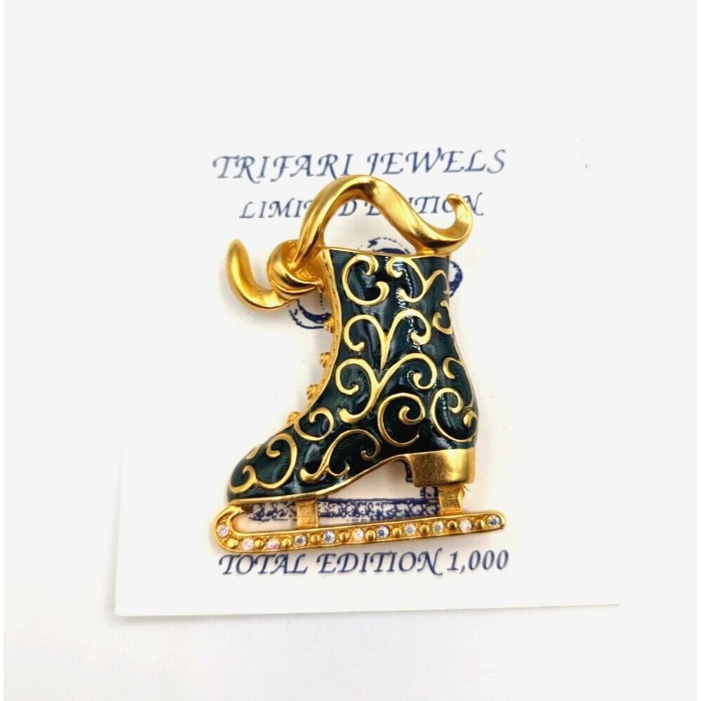 Trifari Limited Edition 1997 Ice Skating Boot Brooch Pin Pendant Green Enamel